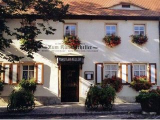 Hotel Freyburg Hotel Altdeutsche Weinstuben tableau 1